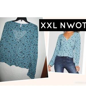 XXL New Floral Crop blouse top Wild Fable From Target Shirt Juniors Blouse Blue